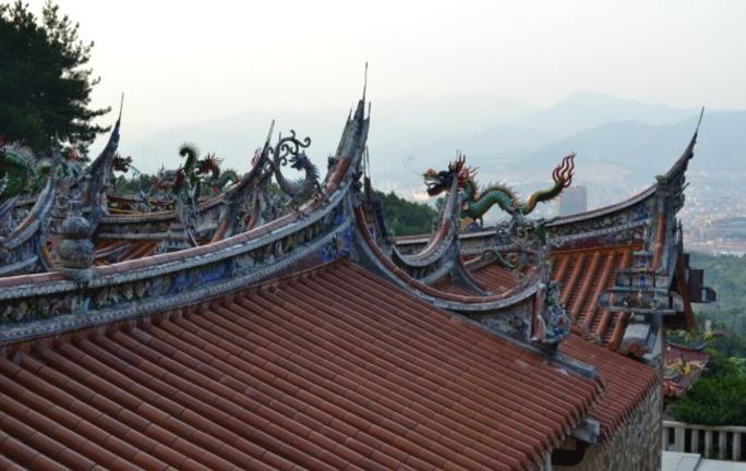 南安英都宝湖岩